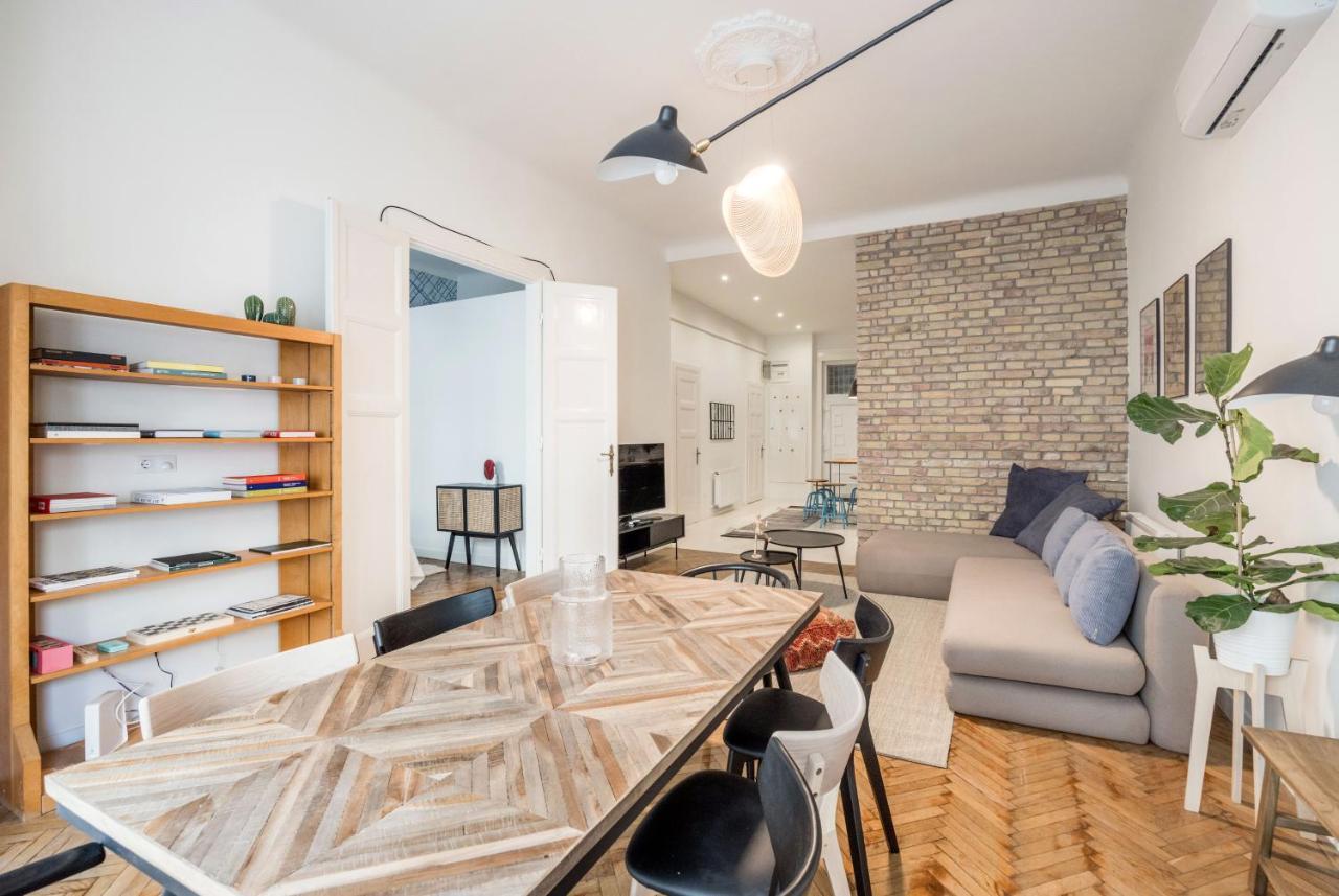Sunshine Sprint Luxury Apartment Budapest Bagian luar foto