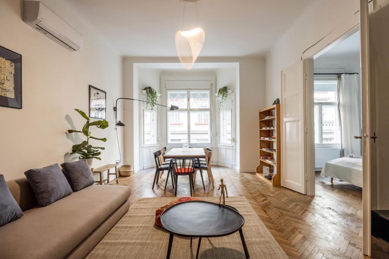 Sunshine Sprint Luxury Apartment Budapest Bagian luar foto